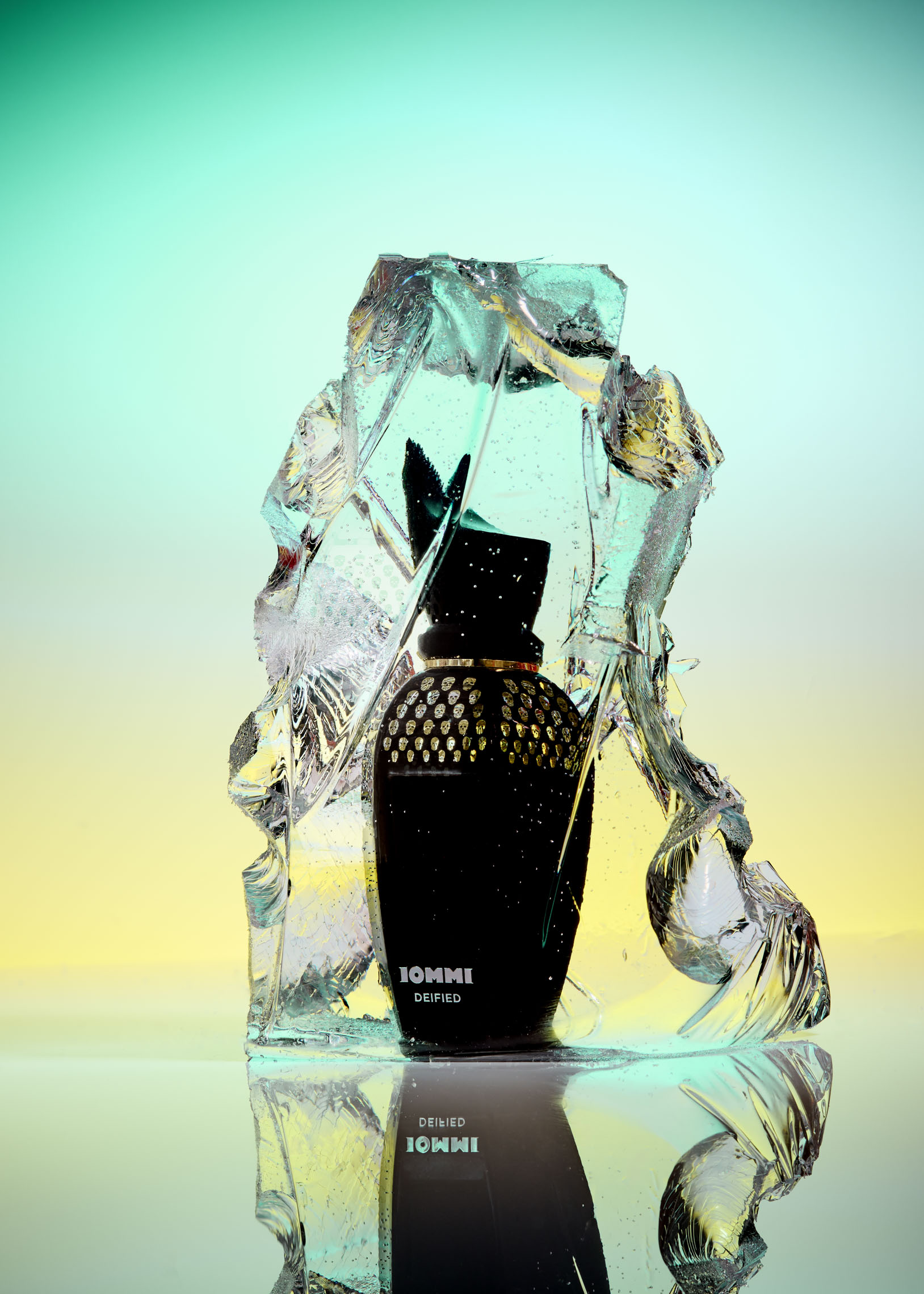 ice studio photography, parfume